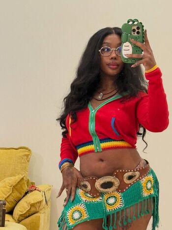 Full leaked Sza private photo