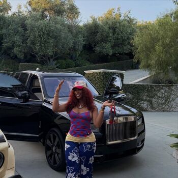 Full leaked Sza private photo
