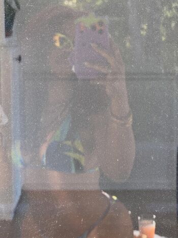 Full leaked Sza private photo