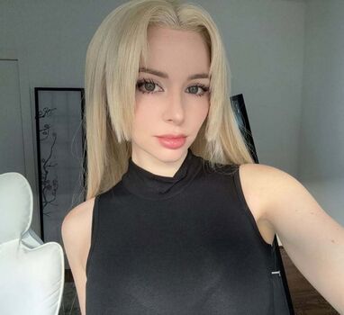 Full leaked Tabby catt private photo