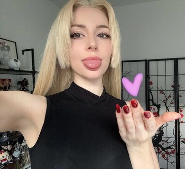 Full leaked Tabby catt private photo
