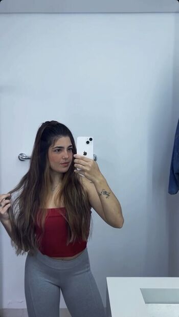 Full leaked Tain oliveira private photo