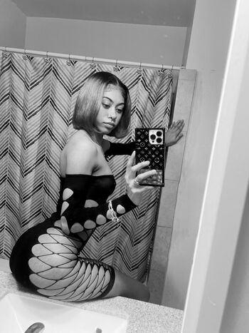 Full leaked Tameliaalexus private photo