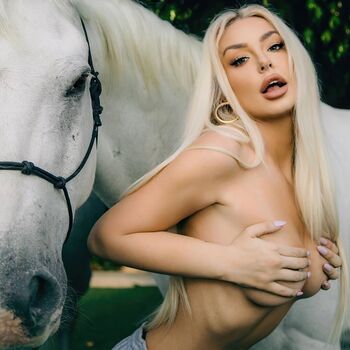 Full leaked Tanamongeau private photo