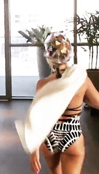 Full leaked Tara lipinski private photo