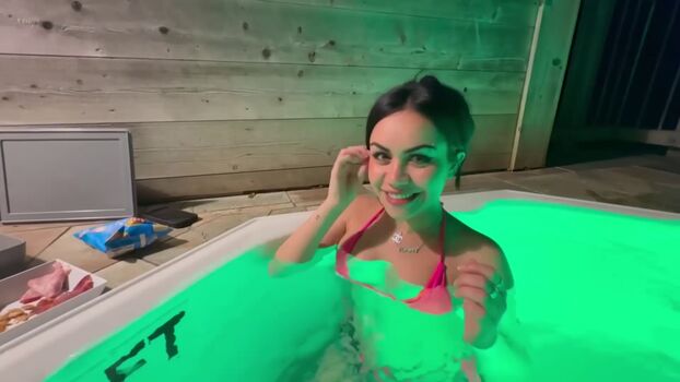 Full leaked Tara yummy page private photo