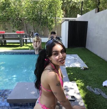 Full leaked Tara yummy page private photo