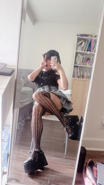 Full leaked Tarantunya private photo