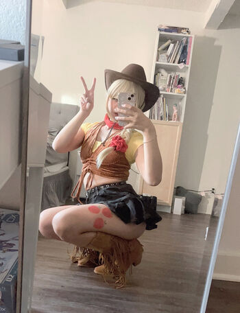 Full leaked Tarantunya private photo