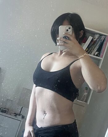 Full leaked Tarantunya private photo