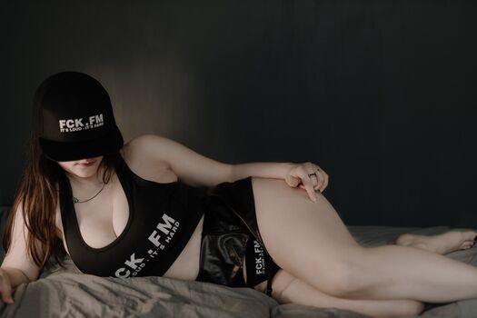 Full leaked Tarathewitch private photo