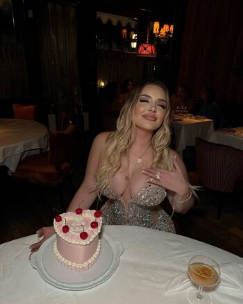 Full leaked Tashkbee private photo