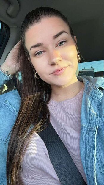 Full leaked Taybeezer private photo