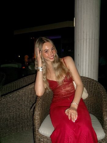 Full leaked Taycarrow private photo