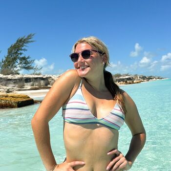 Full leaked Taylor devito private photo