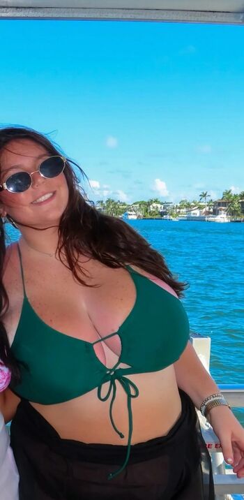 Full leaked Taylor g private photo