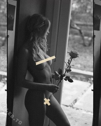 Full leaked Taylor green private photo