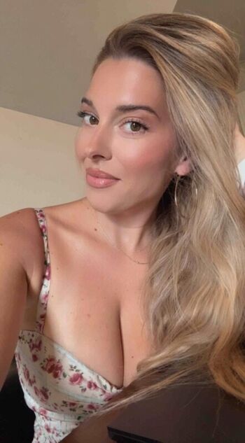 Full leaked Taylor mathis private photo