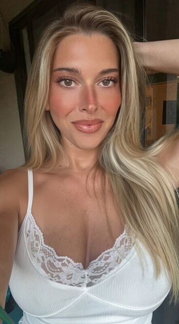 Full leaked Taylor mathis private photo