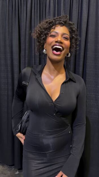 Full leaked Taylor rooks private photo