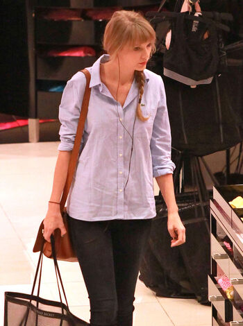 Full leaked Taylor swift private photo