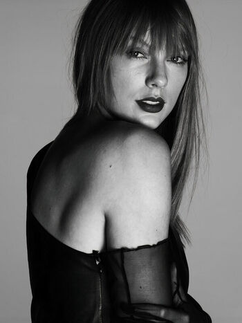 Full leaked Taylor swift  page private photo