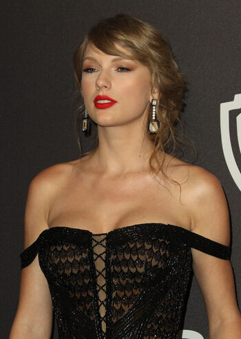 Full leaked Taylor swift private photo
