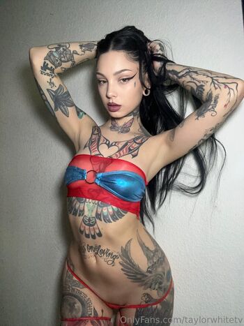 Full leaked Taylor white private photo