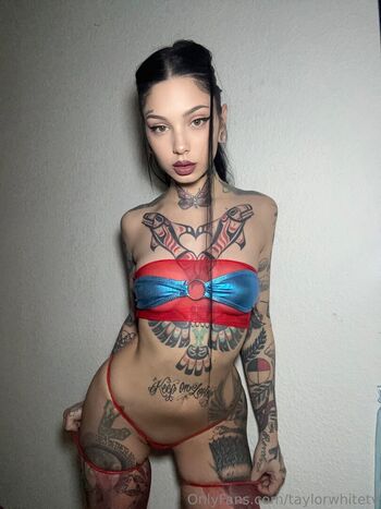 Full leaked Taylor white private photo