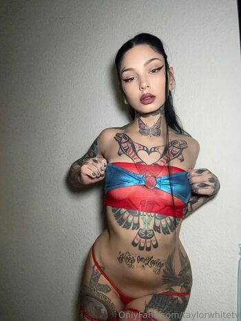 Full leaked Taylor white private photo