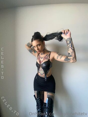 Full leaked Taylor white private photo