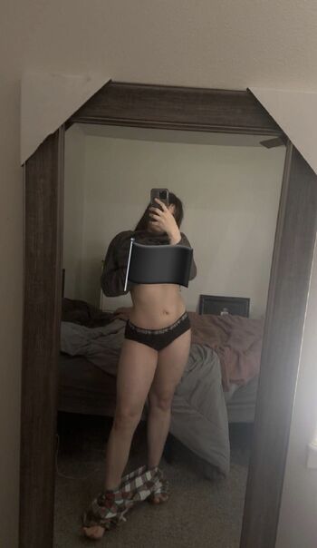 Full leaked Taylorliz private photo