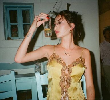 Full leaked Taylorzeng private photo