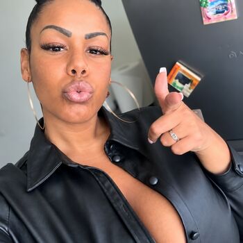 Full leaked Tchikita k private photo