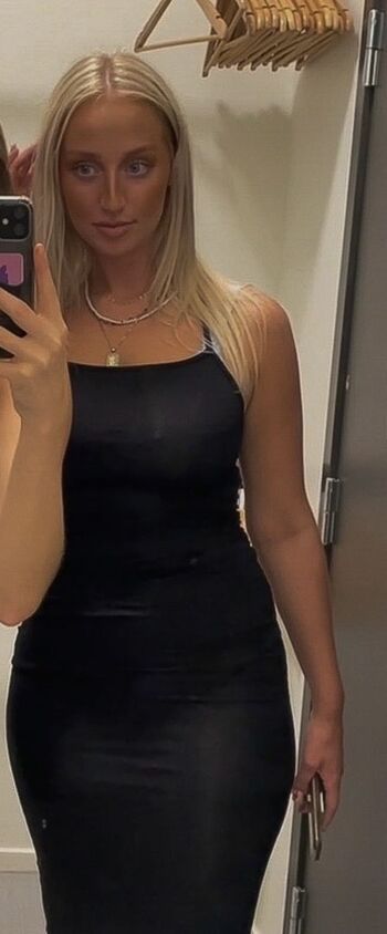 Full leaked Tea hemberg private photo