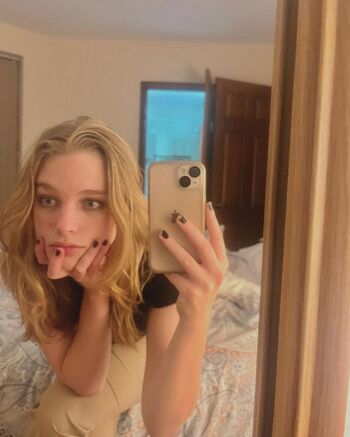 Full leaked Teagan croft private photo