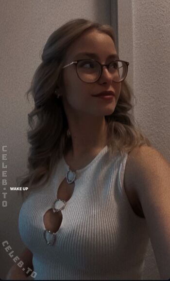 Full leaked Teilzeitsami private photo
