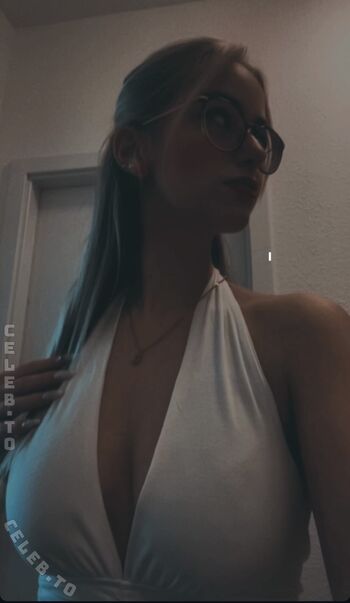 Full leaked Teilzeitsami private photo