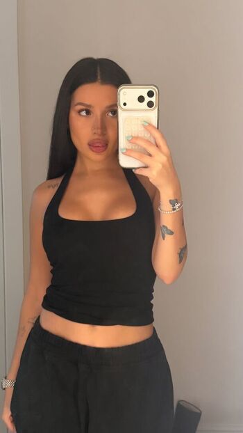 Full leaked Tenderlybae private photo