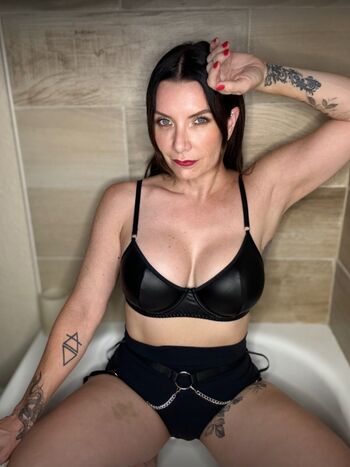 Full leaked Tera vee private photo