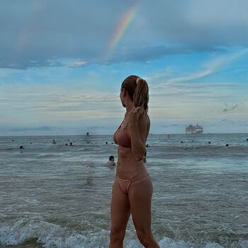 Full leaked Thais pacholek private photo