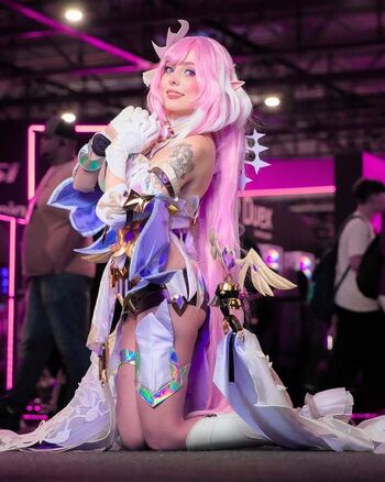 Full leaked Thaisfluff private photo