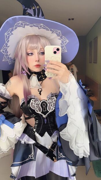 Full leaked Thaisfluff private photo