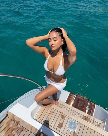 Full leaked Thalia roy private photo