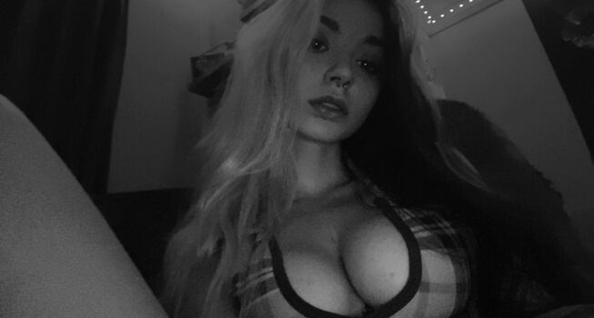 that_one_chick_cass