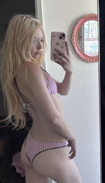Full leaked Thatdollmo private photo