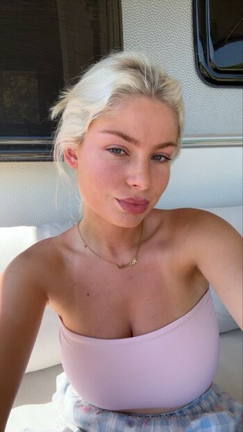 Full leaked Thatyoungblonde  page private photo