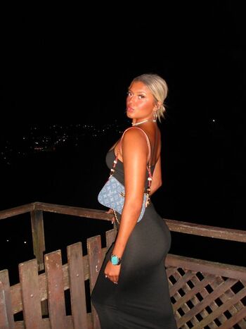 Full leaked Thea wargo private photo