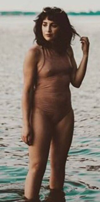 Full leaked Theanniepotts private photo