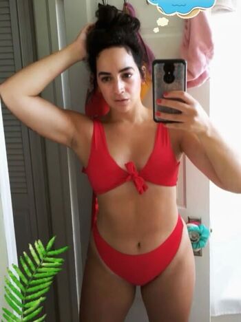 Full leaked Theanniepotts private photo